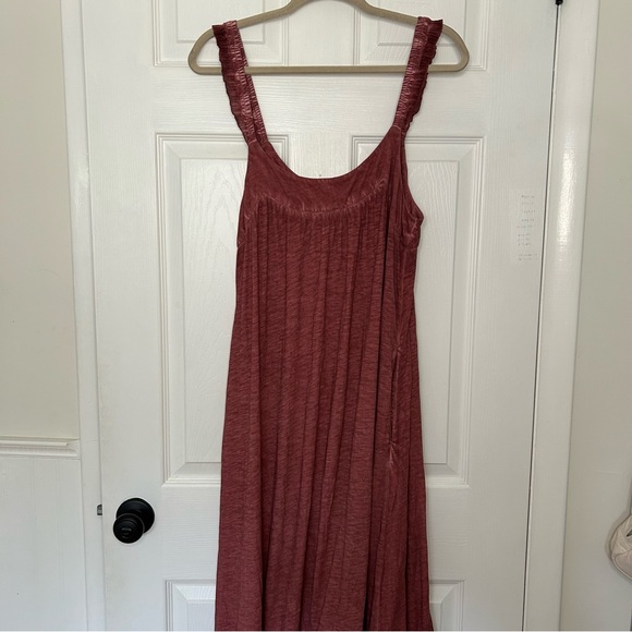 Saturday Sunday Britt Tiered Midi Dress - Picture 10 of 14
